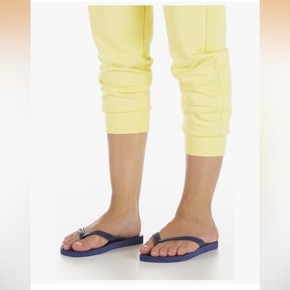 Havaianas Navy Sandals - Picture 2 of 4